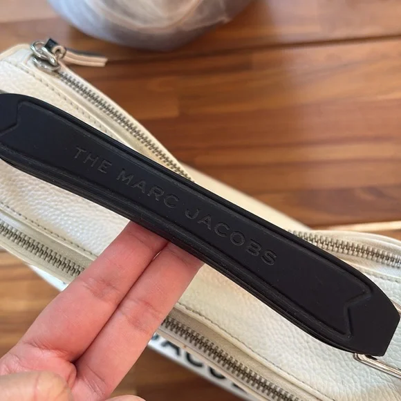 Large Marc Jacobs Black and White Lunchbox Purse - Picture 5 of 15